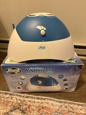Hunter Care Free Hot Steam Humidifier